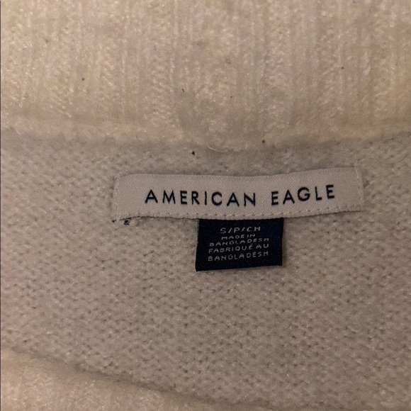 American Eagle White Textured Crew Neck Sweater Relaxed Fit - Picture 6 of 6
